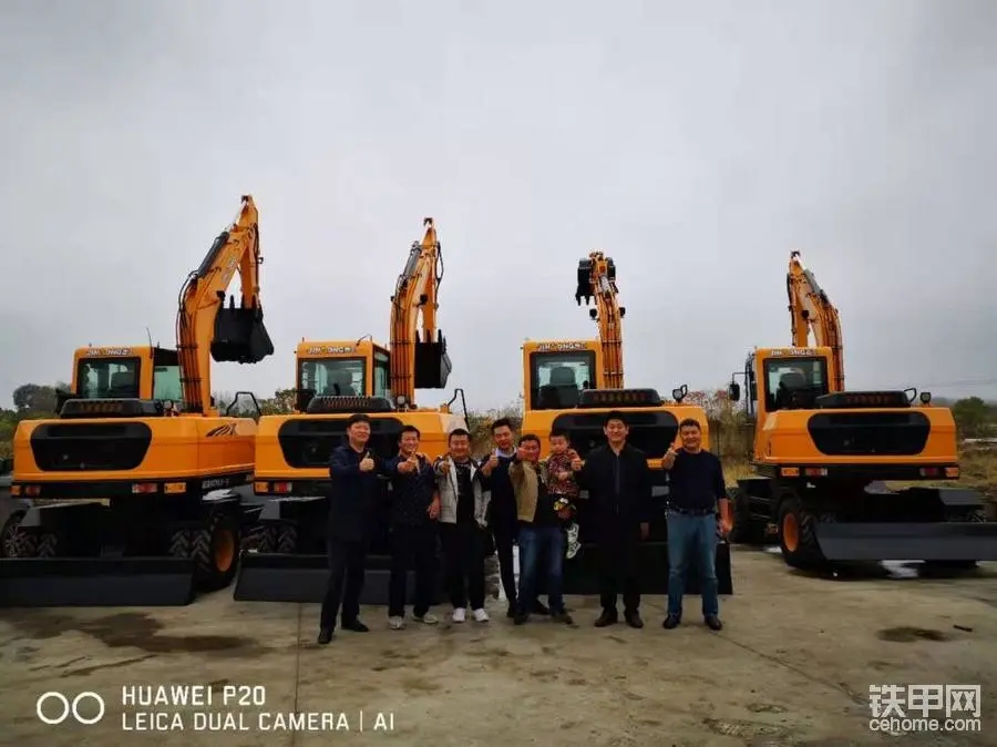 【晋击者·用户说】四年买8台乐动(中国)轮挖，培养了20多个老板，跟老郭开挖机的人都发了